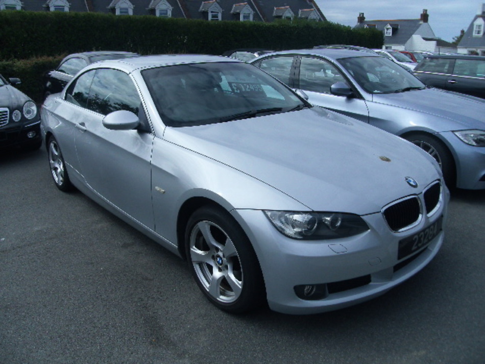 Bmw 320i se convertible automatic #7
