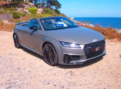 AUDI TTS CONVERTIBLE BLACK EDITION
