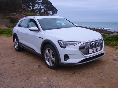 AUDI E-TRON 55 