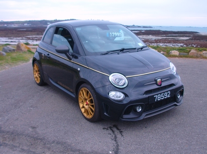 ABARTH 595 SCORPIONEORO 