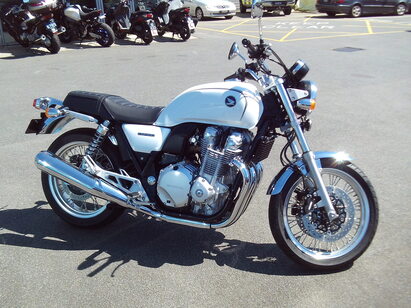 HONDA CB1100