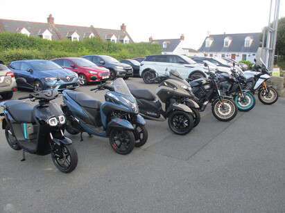 DEMO MODELS AT DUQUES GARAGE