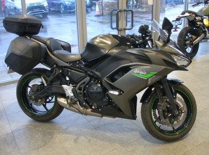 KAWASAKI NINJA 650