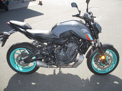 YAMAHA MT07