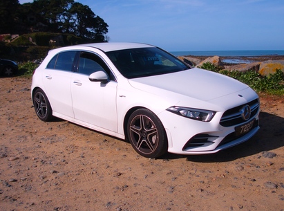 MERCEDES AMG A35 PREMIUM