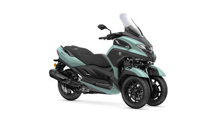 TRICITY 300