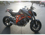 KTM 1290 SUPER DUKE R