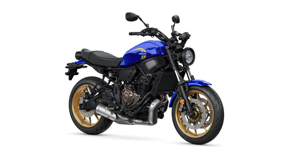 XSR 700