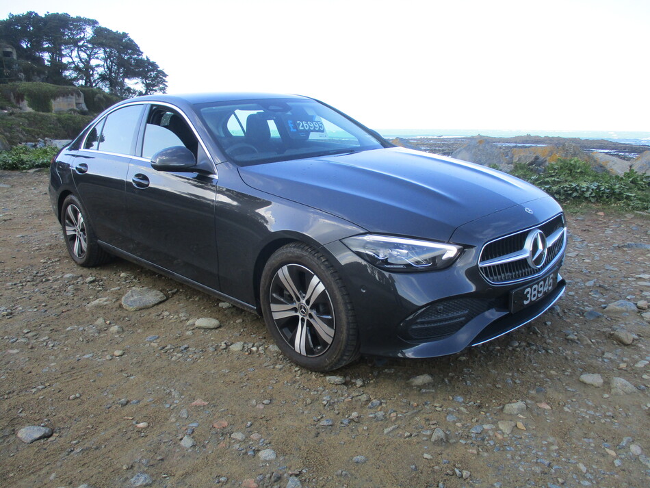 MERCEDES C200 EXCLUSIVE LUXURY