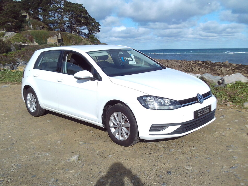 V W GOLF 1.0 5 DOOR